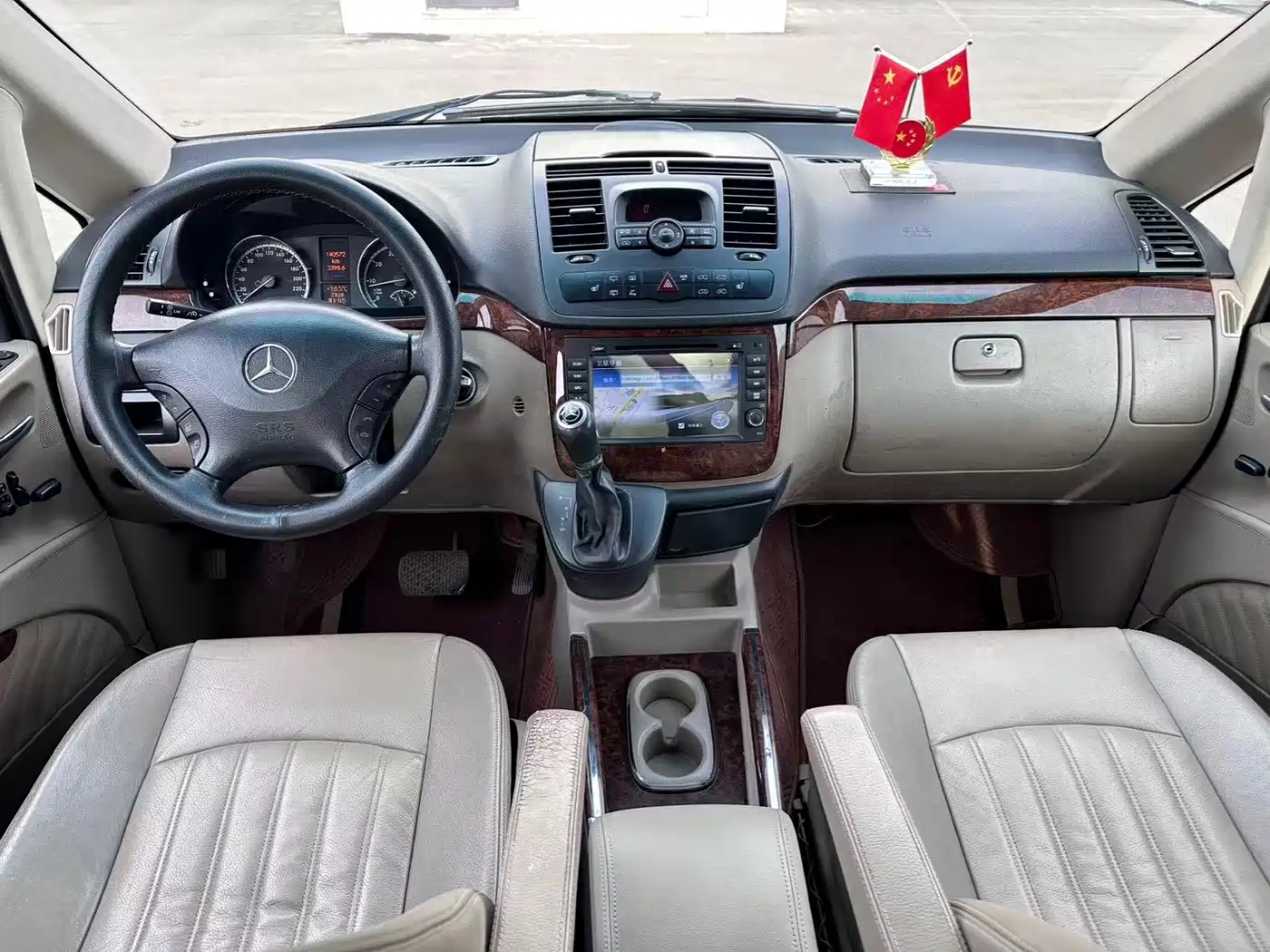 Mercedes-Benz Viano 2012 2.5L Premium Edition фото 2