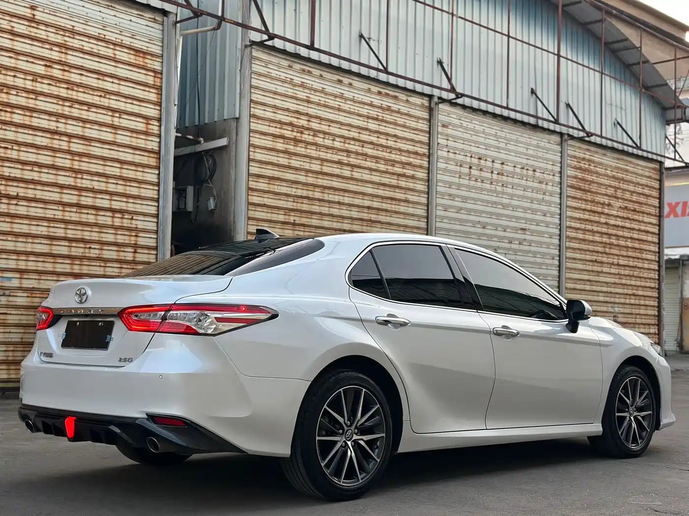 Toyota Camry 2023 2.5G Luxury Edition фото 8