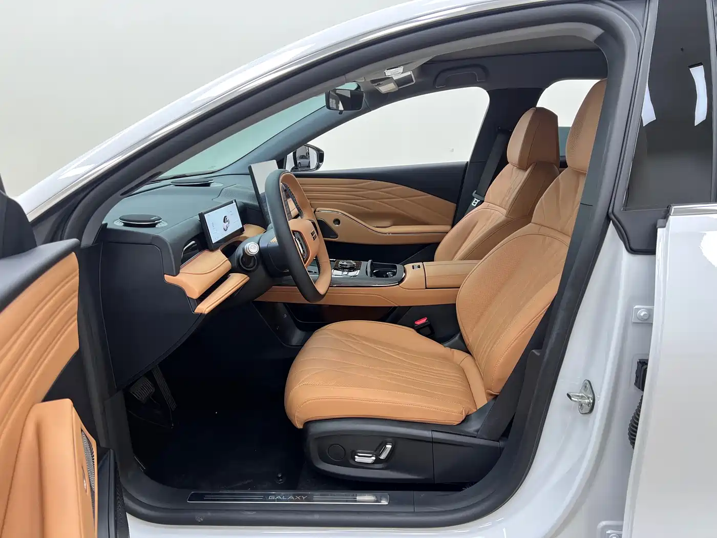 GEELY GALAXY GALAXY SPARKLE 8