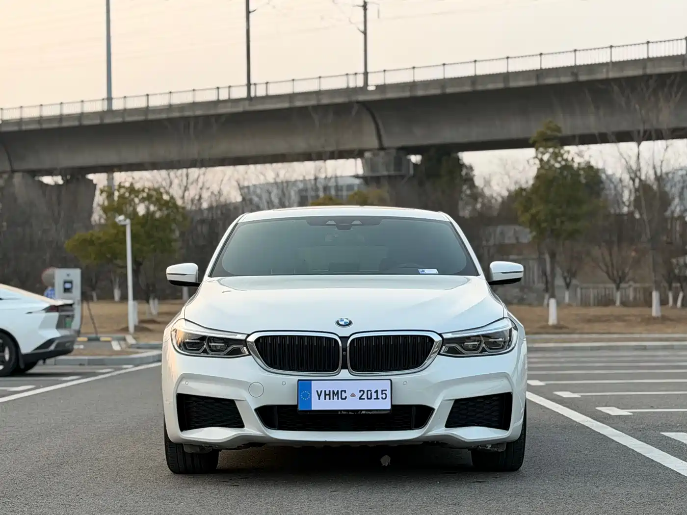 BMW 6 Series GT 2019 630i M Sport Package фото 2