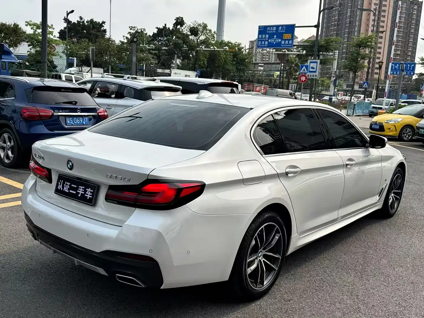BMW 5 SERIES