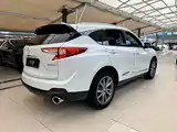 Фото 4 - Acura RDX