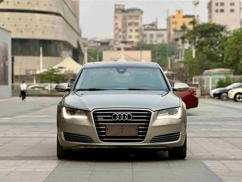 Audi A8 2013 A8L 45 TFSI quattro Comfort фото 2