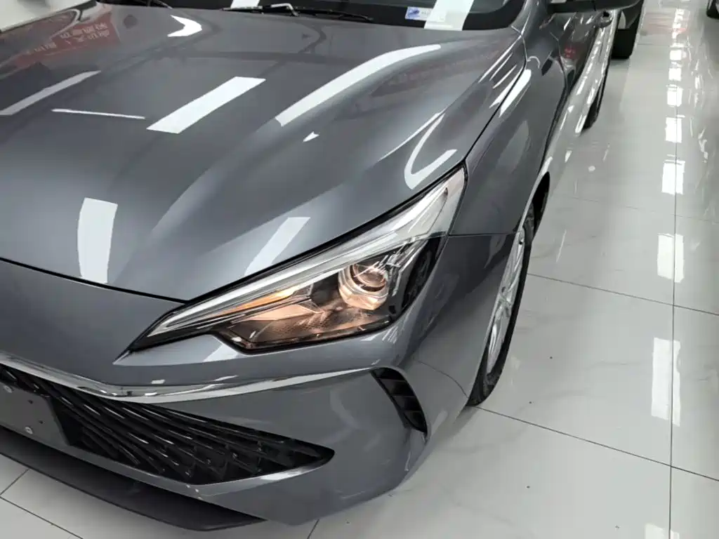 Roewe i5 2025 2023 1.5L CVT Luxury Edition