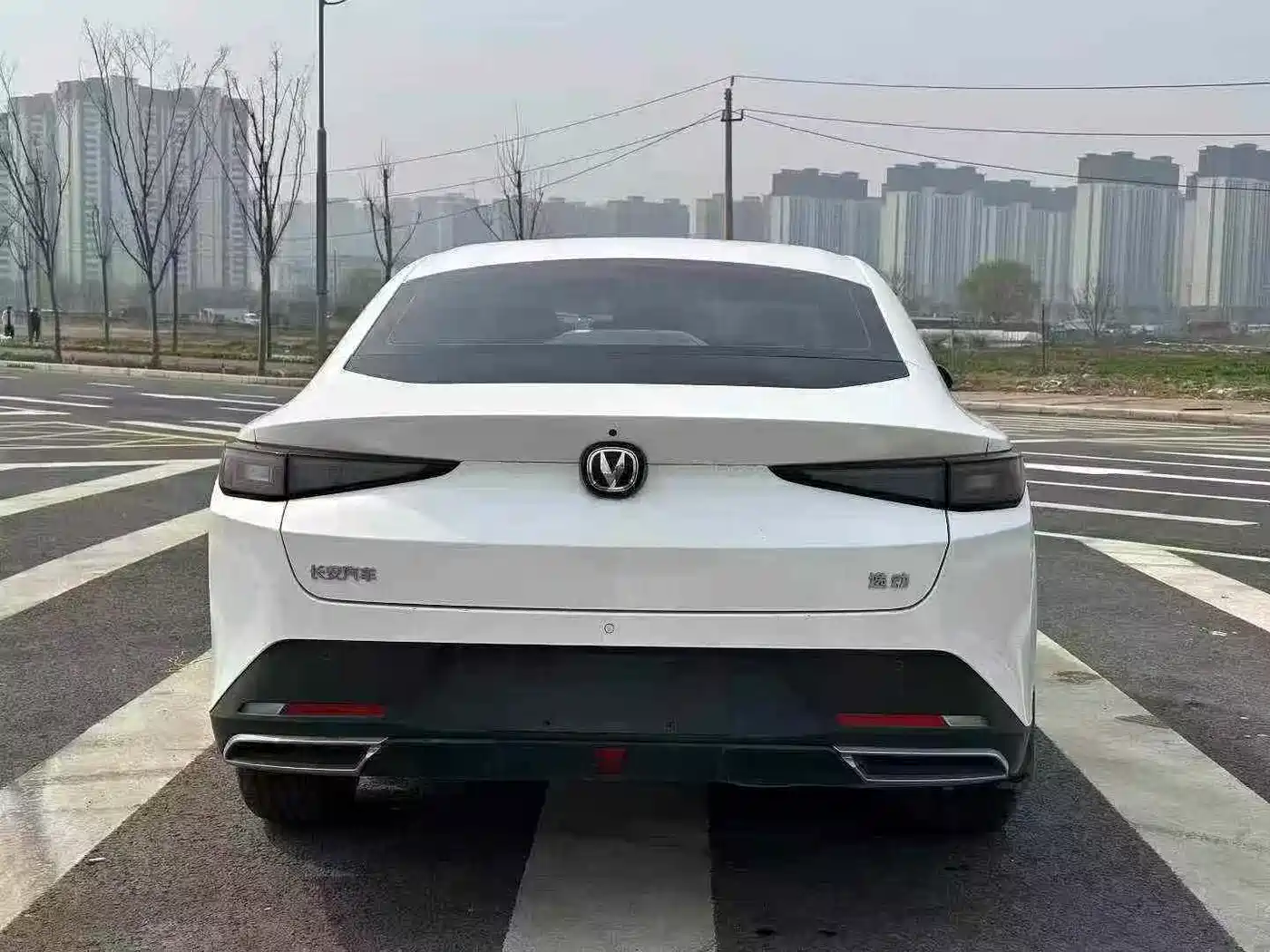 Photo 8 - Changan Eado