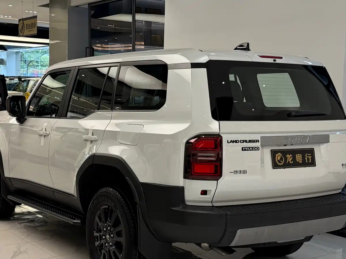 Toyota Prado 2025 2.4T All-round TX Edition 5-seater фото 7