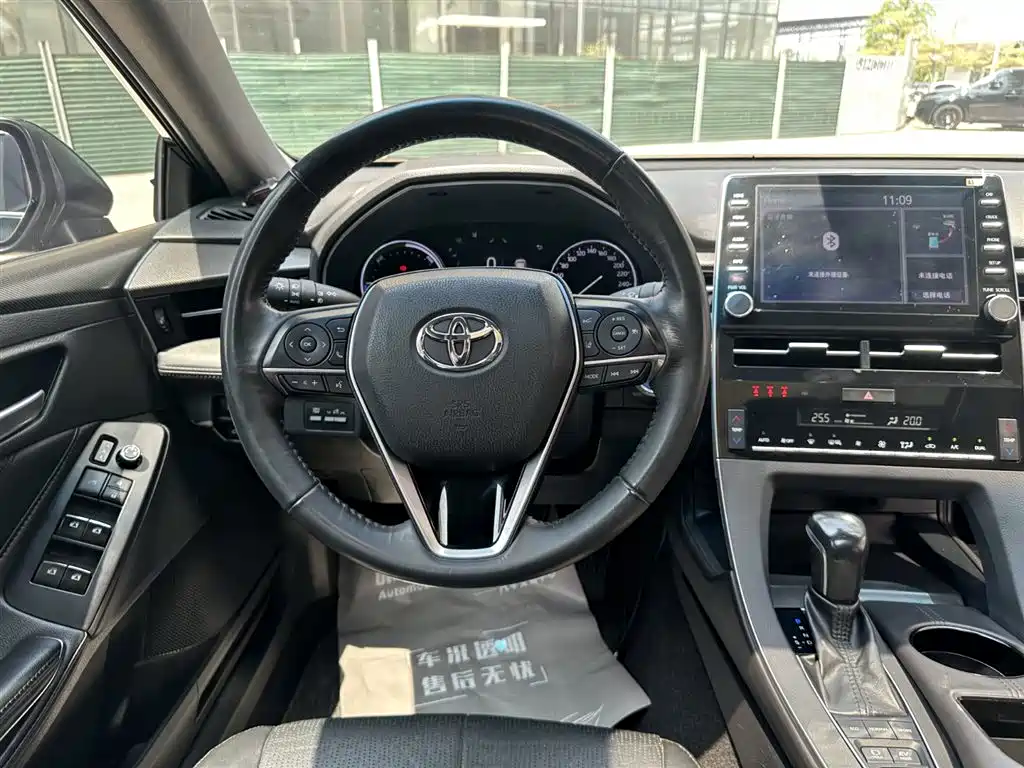 Toyota Avalon 2019 Hybrid 2.5L Luxury Edition China VI фото 8