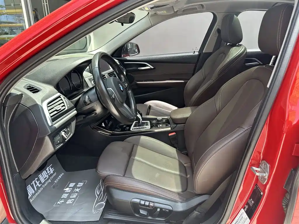 BMW 1 Series 2020 Model 120i M Sport Package фото 8