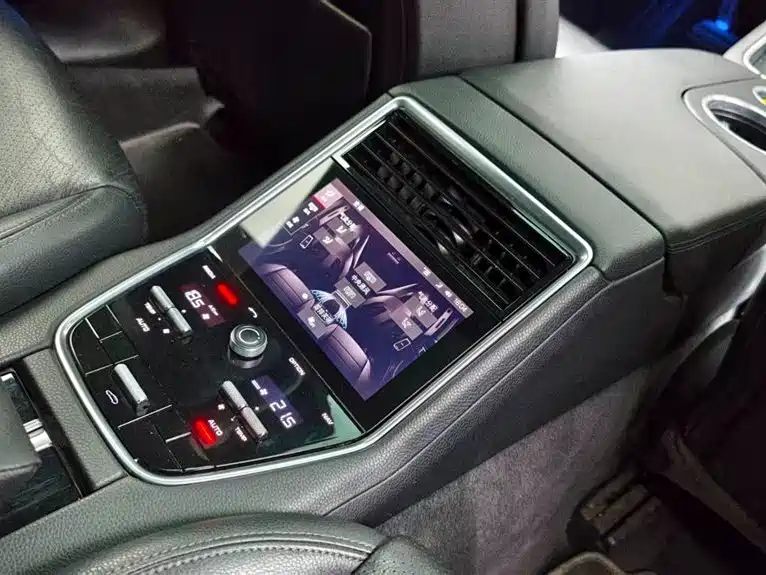 Porsche Panamera 2019 Panamera 2.9T фото 13