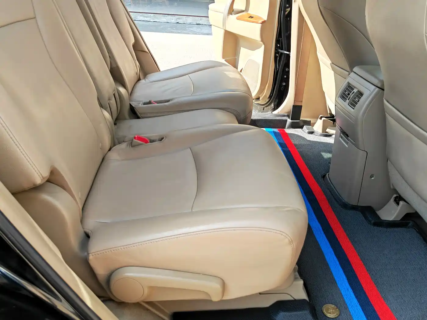 Toyota Highlander 2012 2.7L 2WD 5-seater Sport Edition фото 21