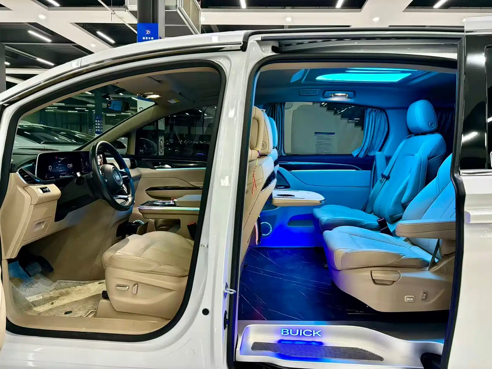 Фото 6 - Buick GL8