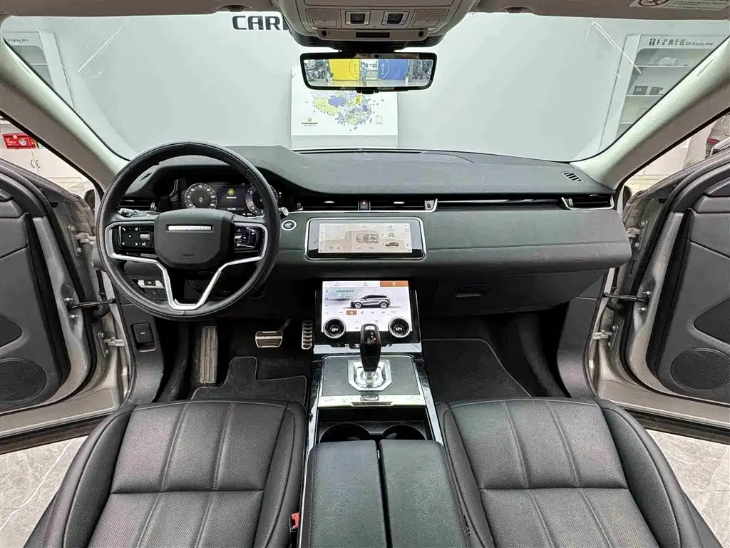 Land Rover Range Rover Evoque 2023 Range Rover Evoque L 249PS Corinthian Bronze Special Edition фото 9