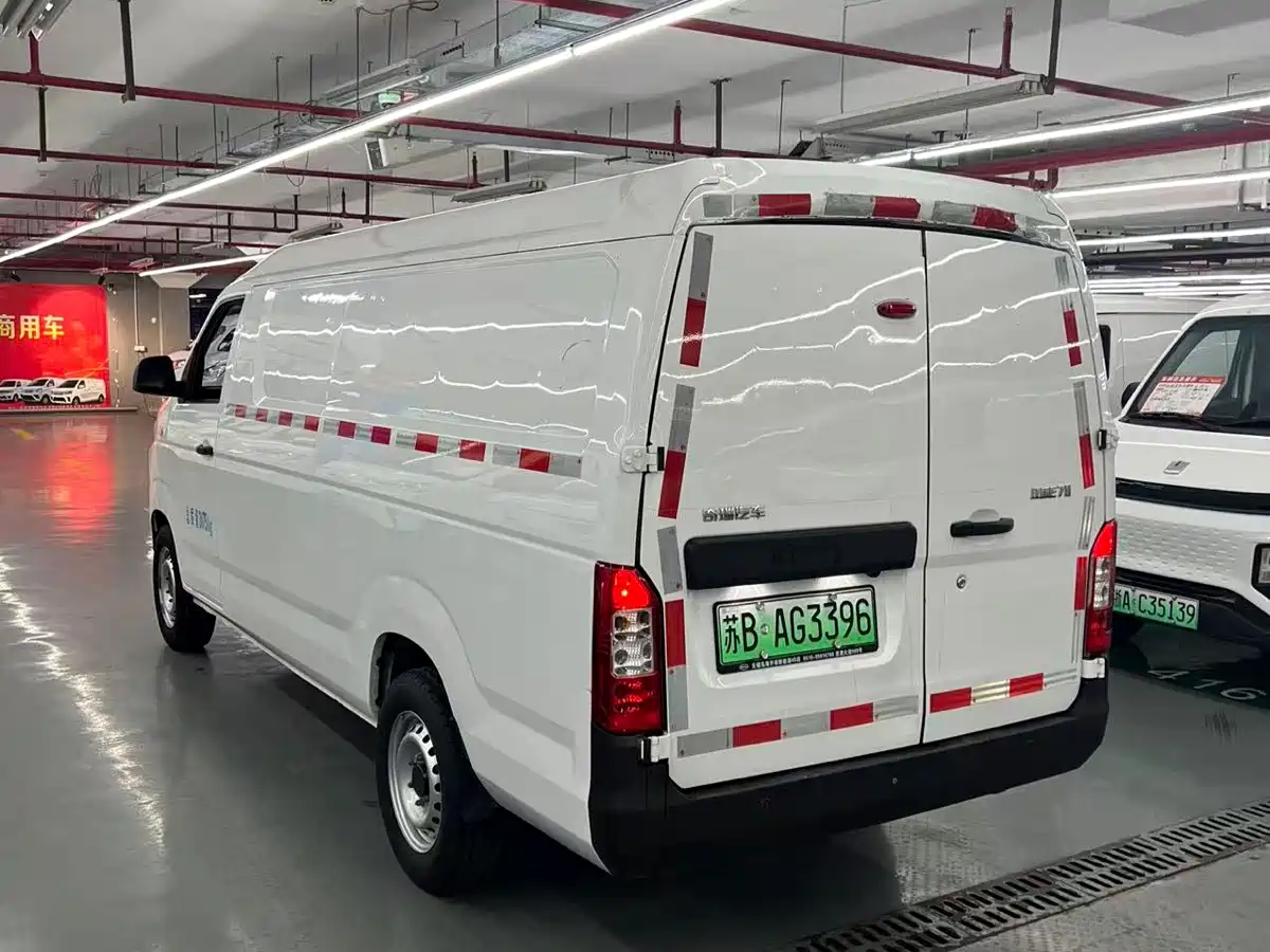 Karry Jiangtun E7 2025