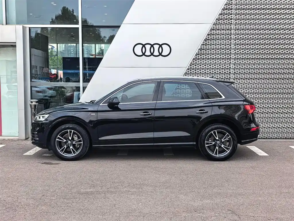 Audi Q5L 2018 2018 40 TFSI Prestige Fashion (China V)