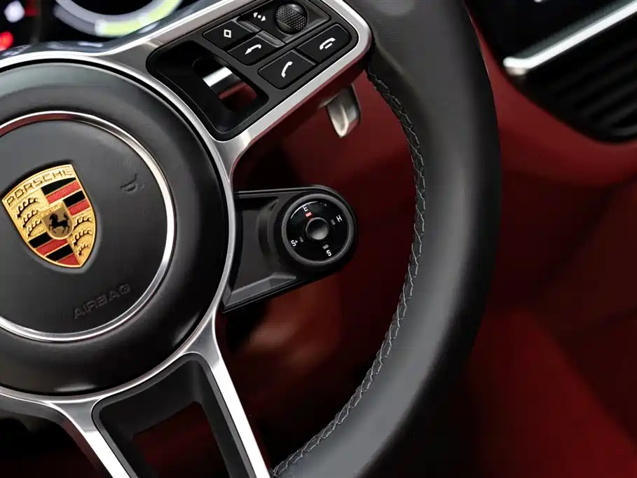 Porsche Cayenne New Energy 2023 Cayenne E-Hybrid 2.0T фото 23