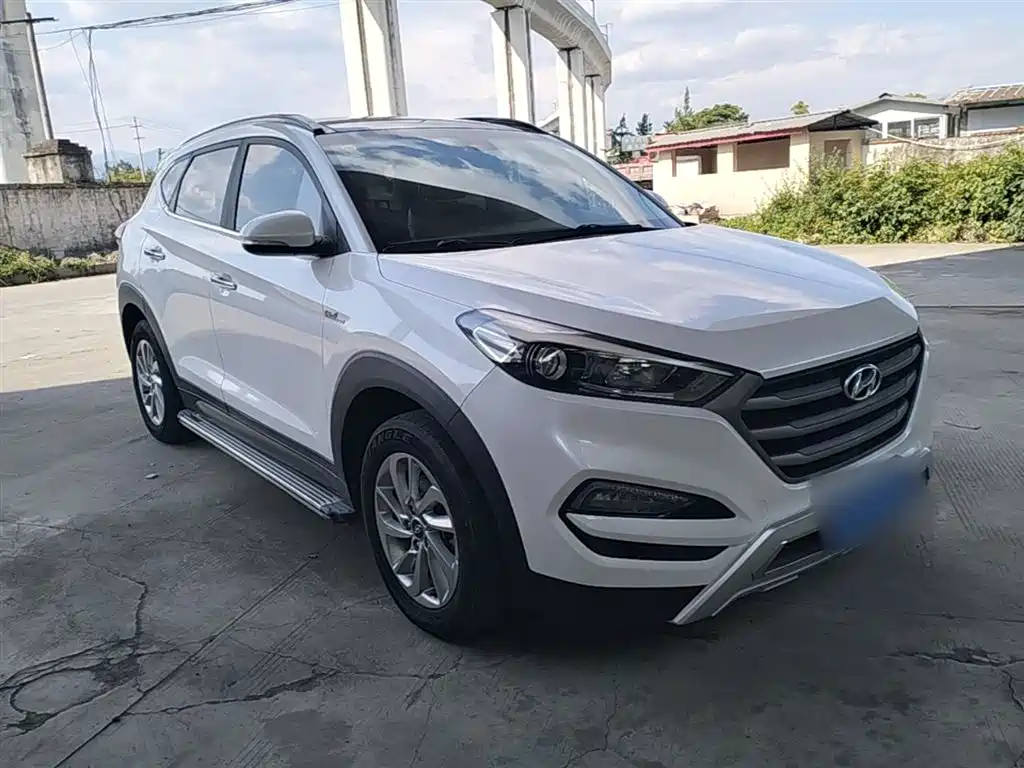 Hyundai Tucson 2015 1.6T Dual Clutch 2WD Smart фото 4