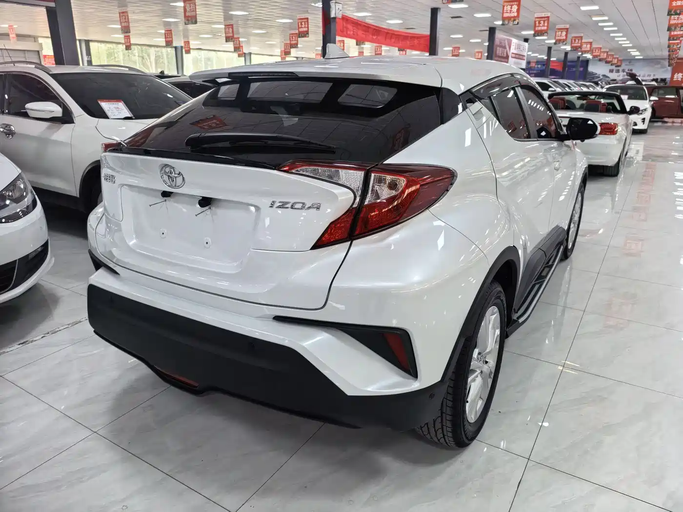Toyota IZOA 2021 2.0L Yixiang Edition фото 14