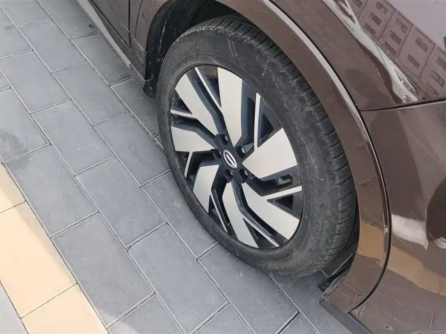 AIAN TRUMPCHI GE3