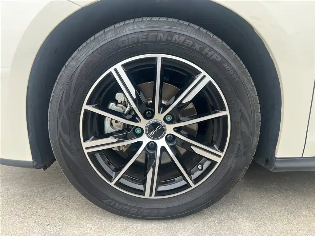 BYD SEAL 06 NEW ENERGY