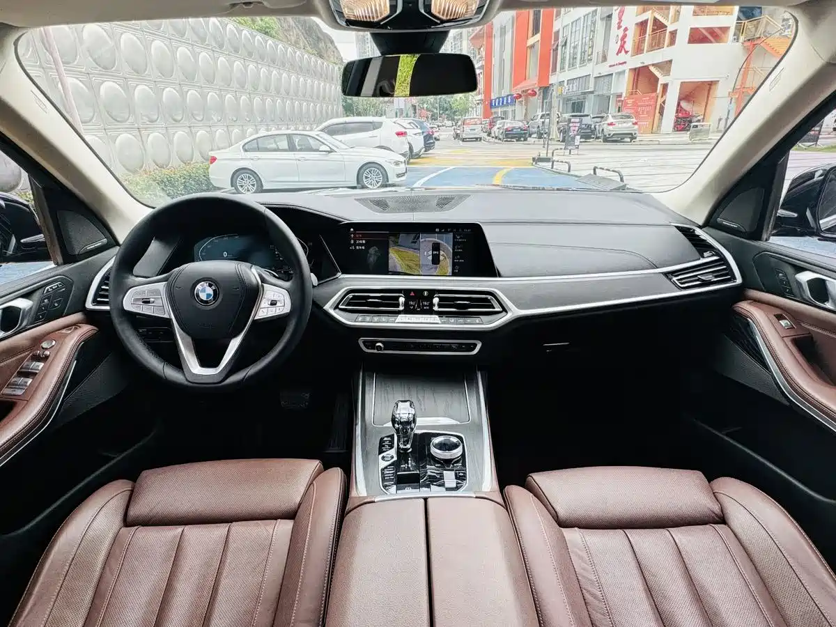 BMW X7 2021 xDrive40i Leading Luxury Package фото 17
