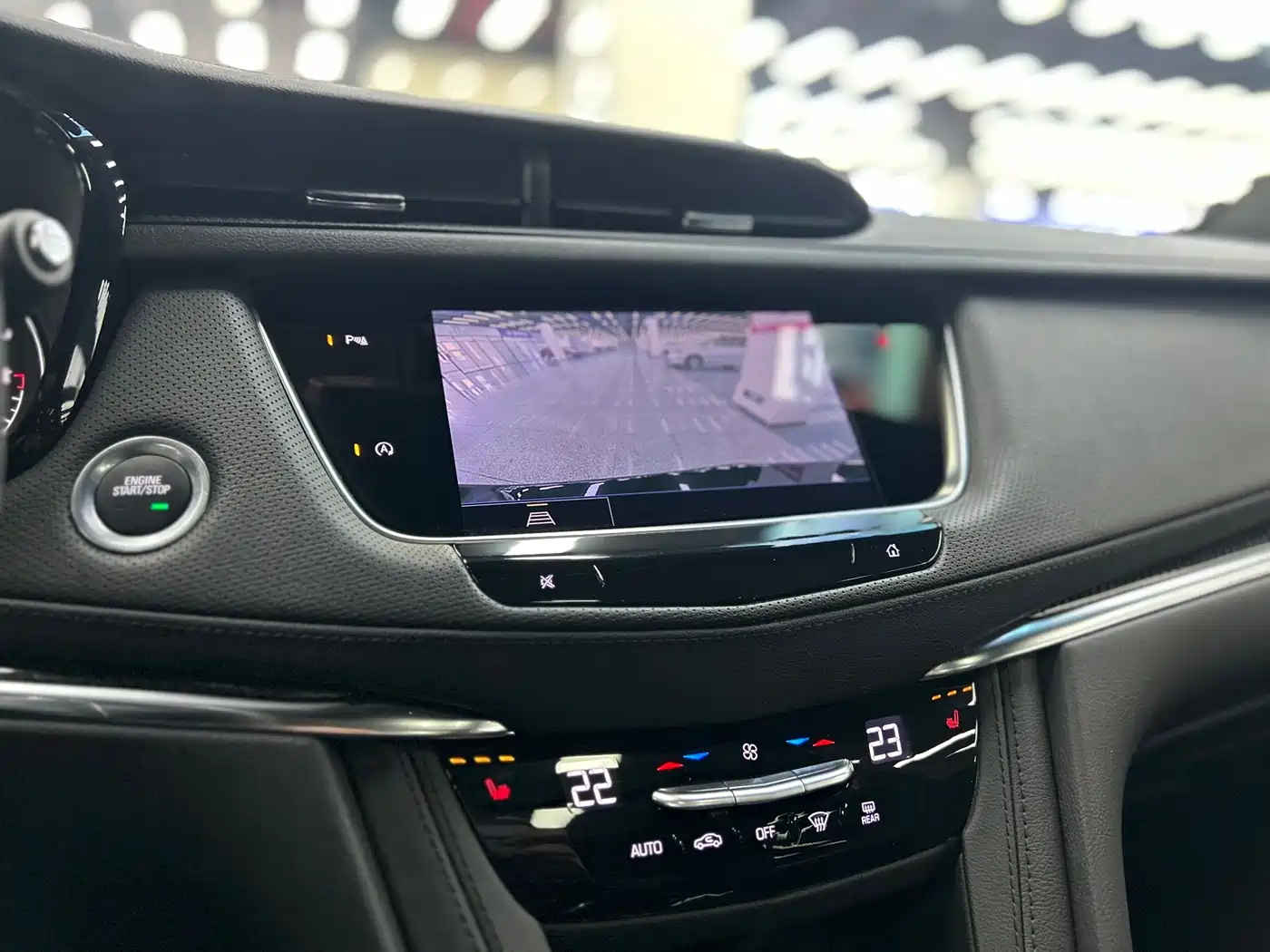 Cadillac XT5 2022 2.0T AWD Luxury (Hummingbird Edition) фото 14