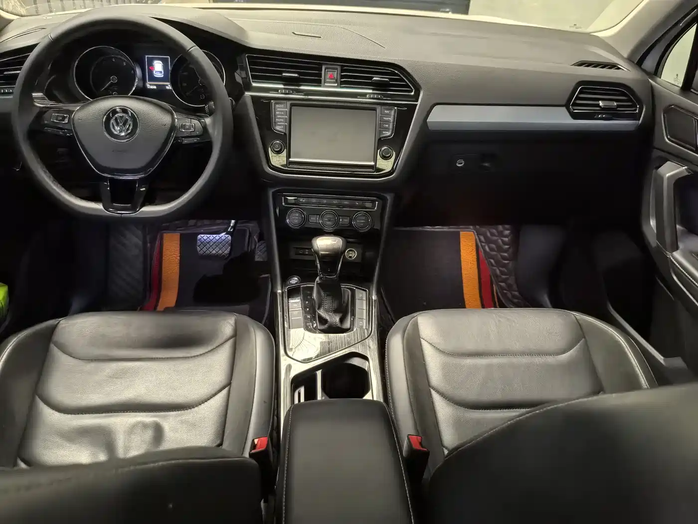 Volkswagen Tiguan L 2018 330TSI Automatic 2WD Luxury Edition фото 11