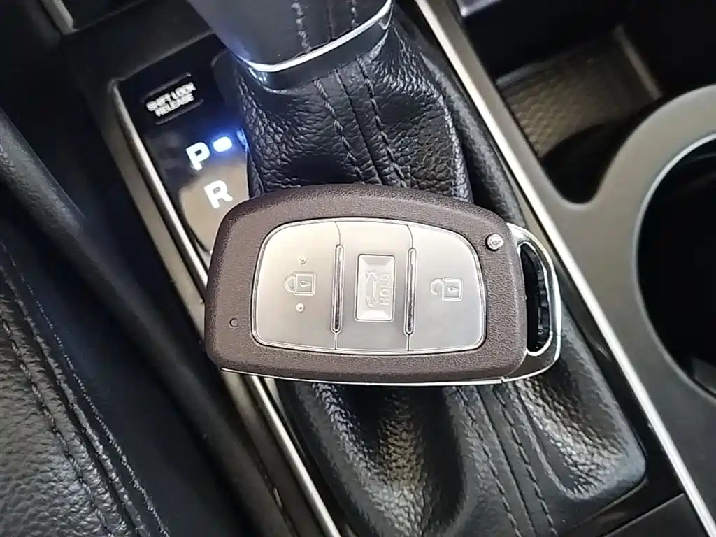 Hyundai Tucson 2015 1.6T Dual Clutch 2WD Smart фото 9