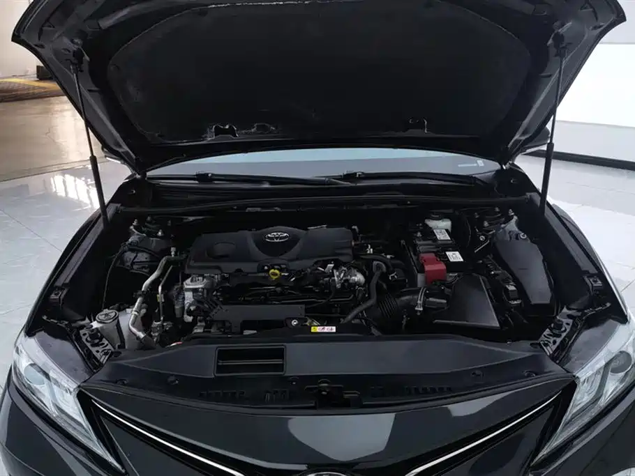 Toyota Camry 2023 2.5G Luxury Edition фото 10