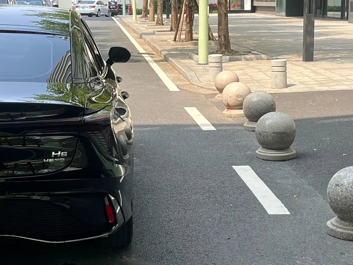 Hongqi H6 2024 Model 2.0T Elegance Edition фото 8