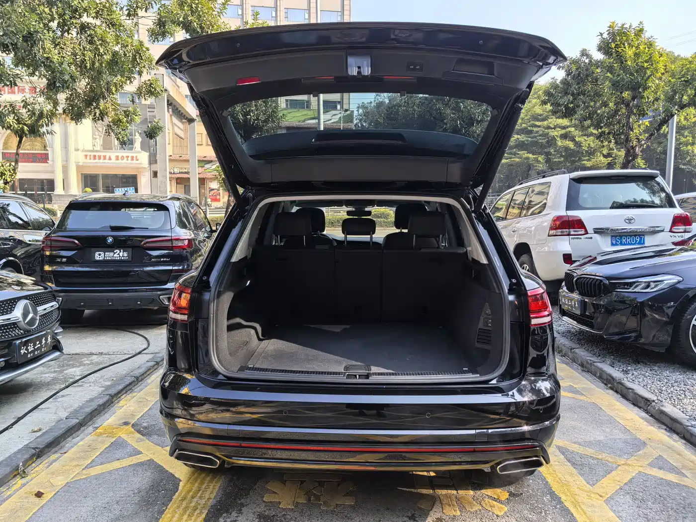 Volkswagen Touareg 2020 3.0TSI Enjoyment Edition China VI фото 20