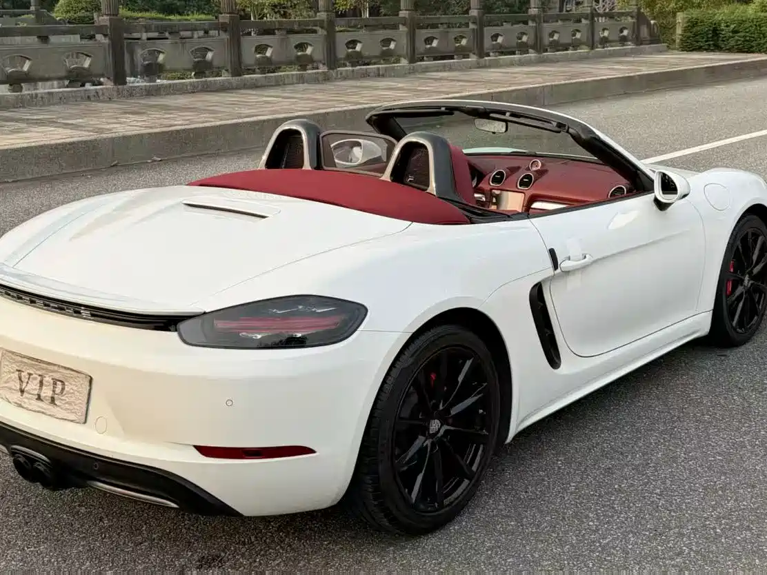 Porsche 718 2018 Boxster 2.0T фото 9