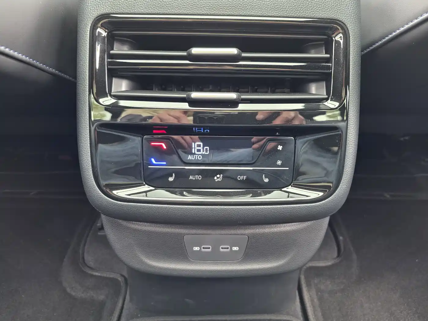 VOLKSWAGEN TOURANG