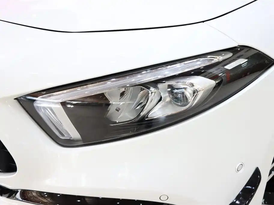 Mercedes-Benz A-Class 2022 Facelift III A 200 L Sport Sedan Fashion фото 7