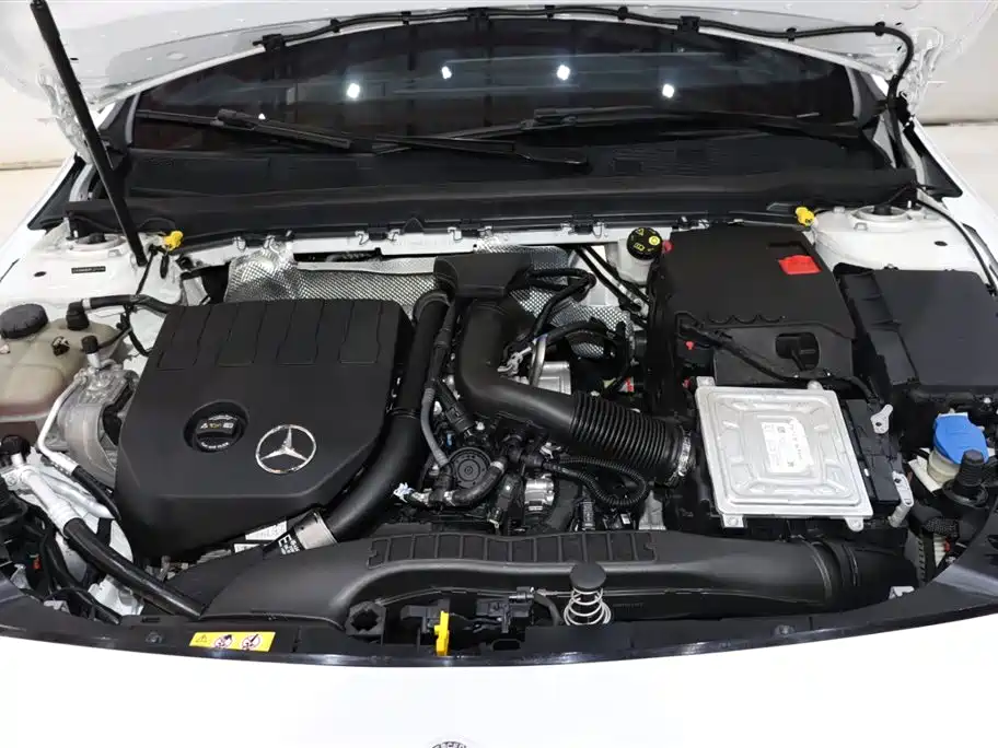 Mercedes-Benz A-Class 2022 Facelift III A 200 L Sport Sedan Fashion фото 19
