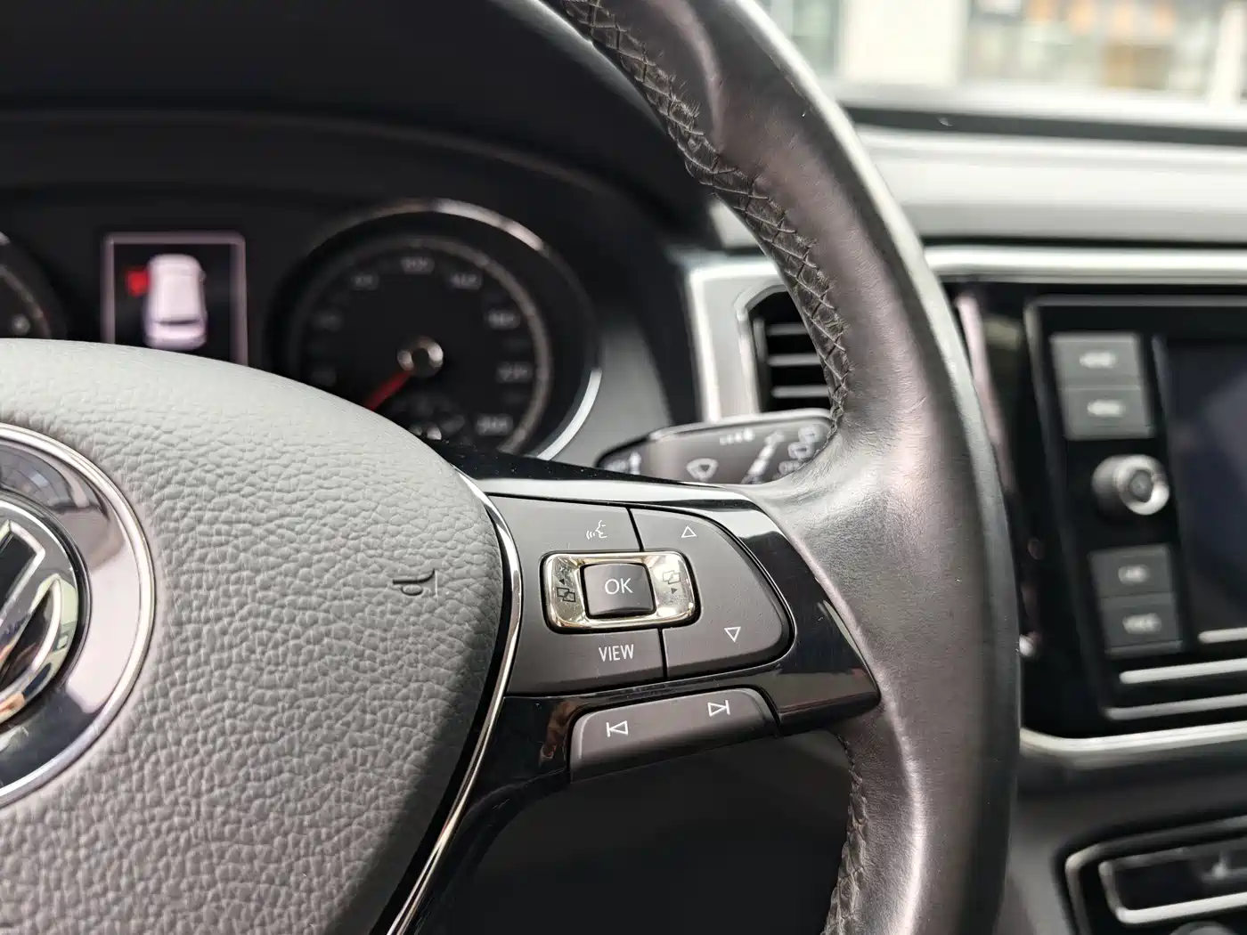 Volkswagen Teramont 2019 330TSI 2WD Luxury China VI фото 11