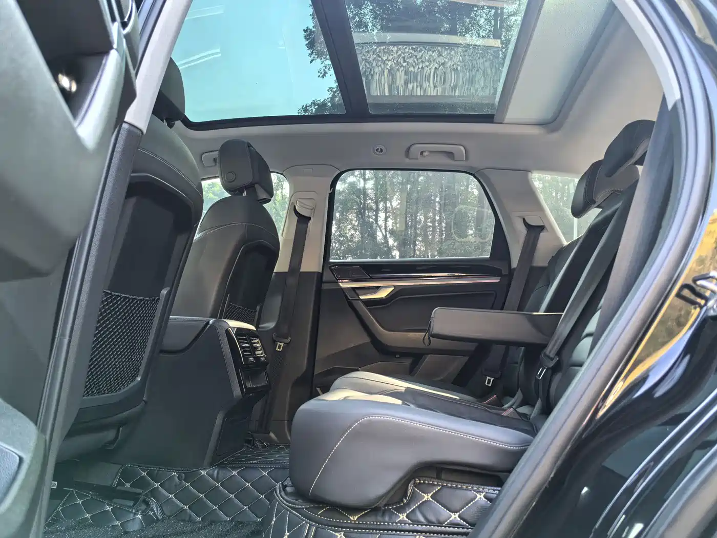Volkswagen Touareg 2020 3.0TSI Enjoyment Edition China VI фото 8
