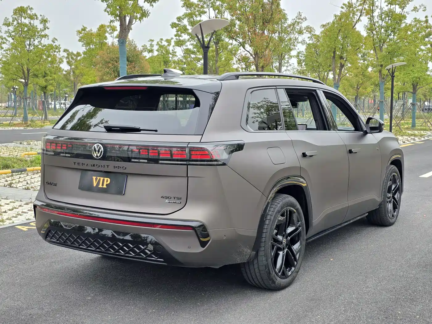 VOLKSWAGEN TOURANG