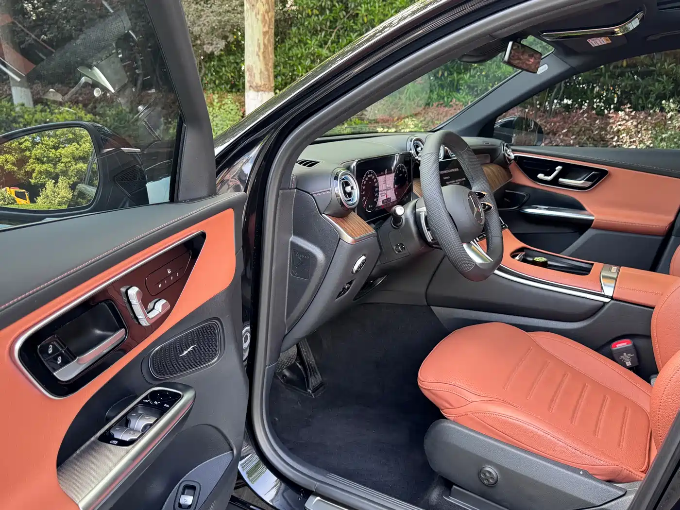 Mercedes-Benz GLC 2024 Facelift GLC 300 L 4MATIC Sport 5-seater фото 8