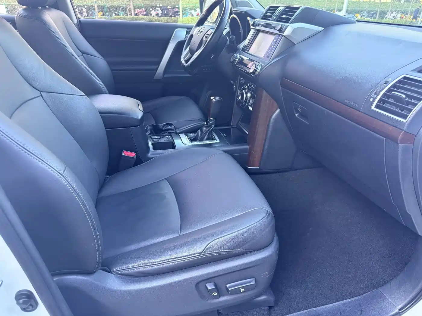 Toyota Prado 2016 3.5L Auto VX NAVI фото 13