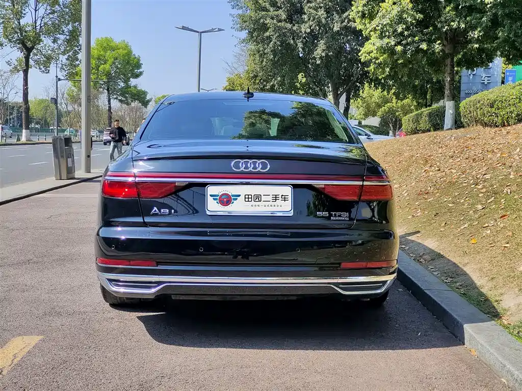 Audi A8 2018 A8L 55 TFSI quattro Launch Elite фото 5