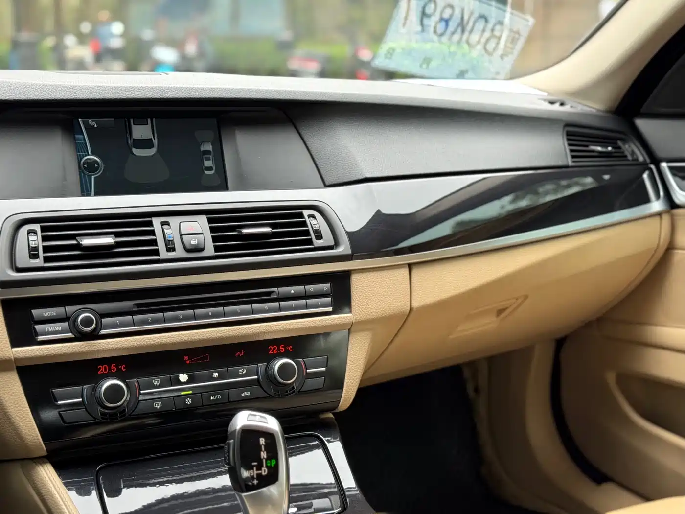 BMW 5 Series 2011 520Li Elegance фото 9
