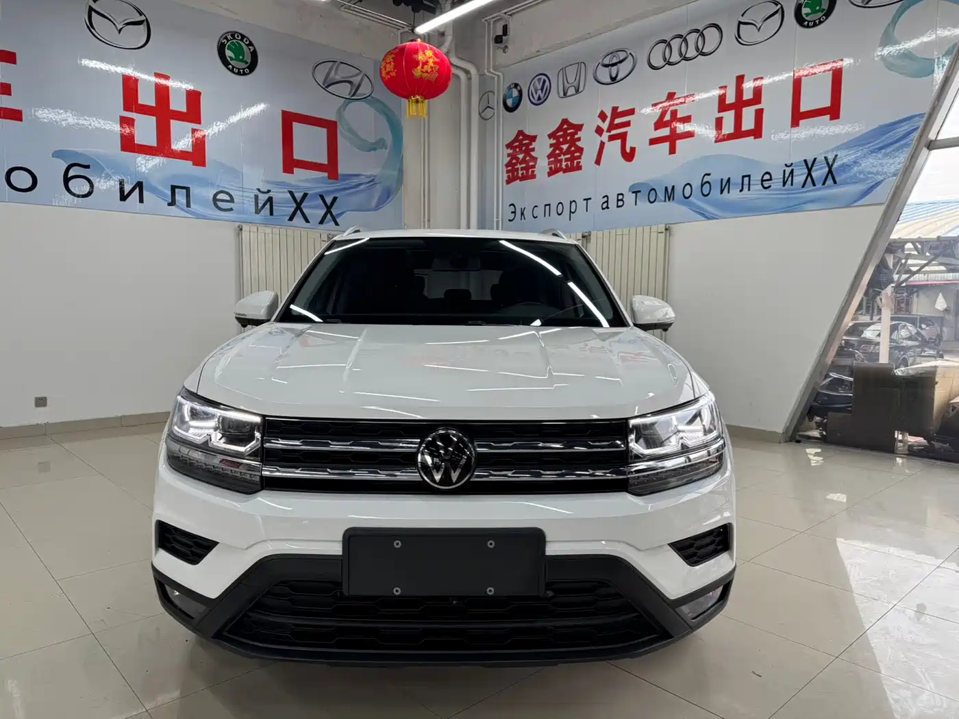 Volkswagen Tharu 2022 280TSI FWD Luxury Edition фото 2