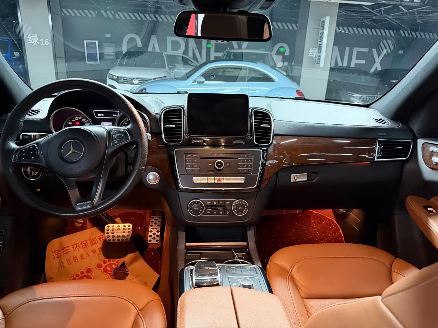 Mercedes-Benz GLS 2017 GLS 400 4MATIC Luxury фото 28