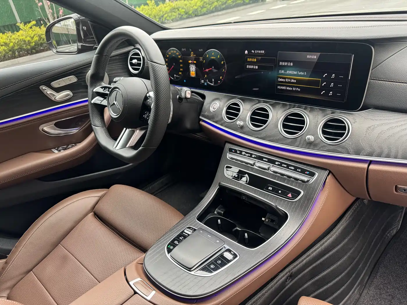 MERCEDES-BENZ E CLASS