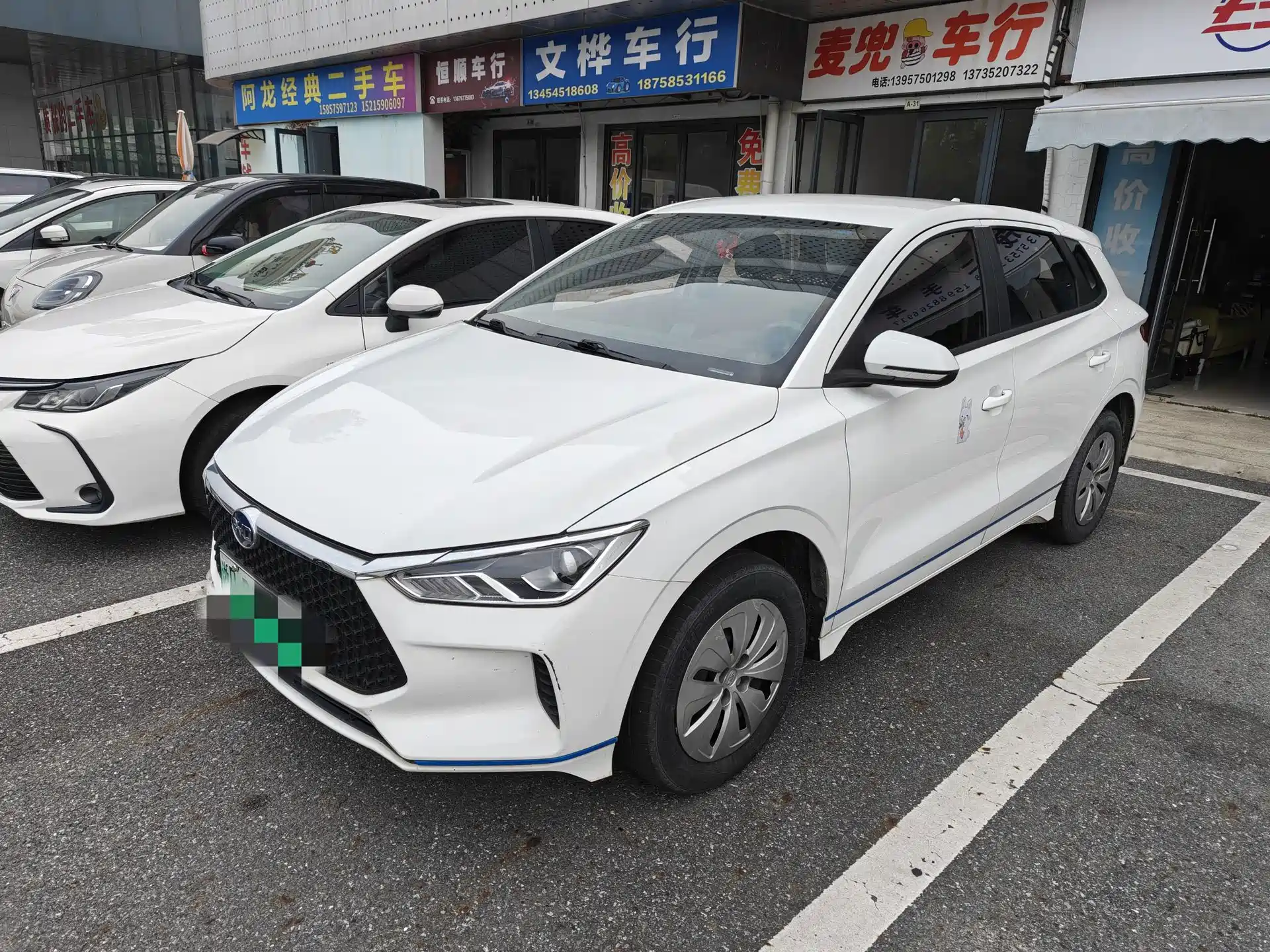 Фото 1 - BYD e2