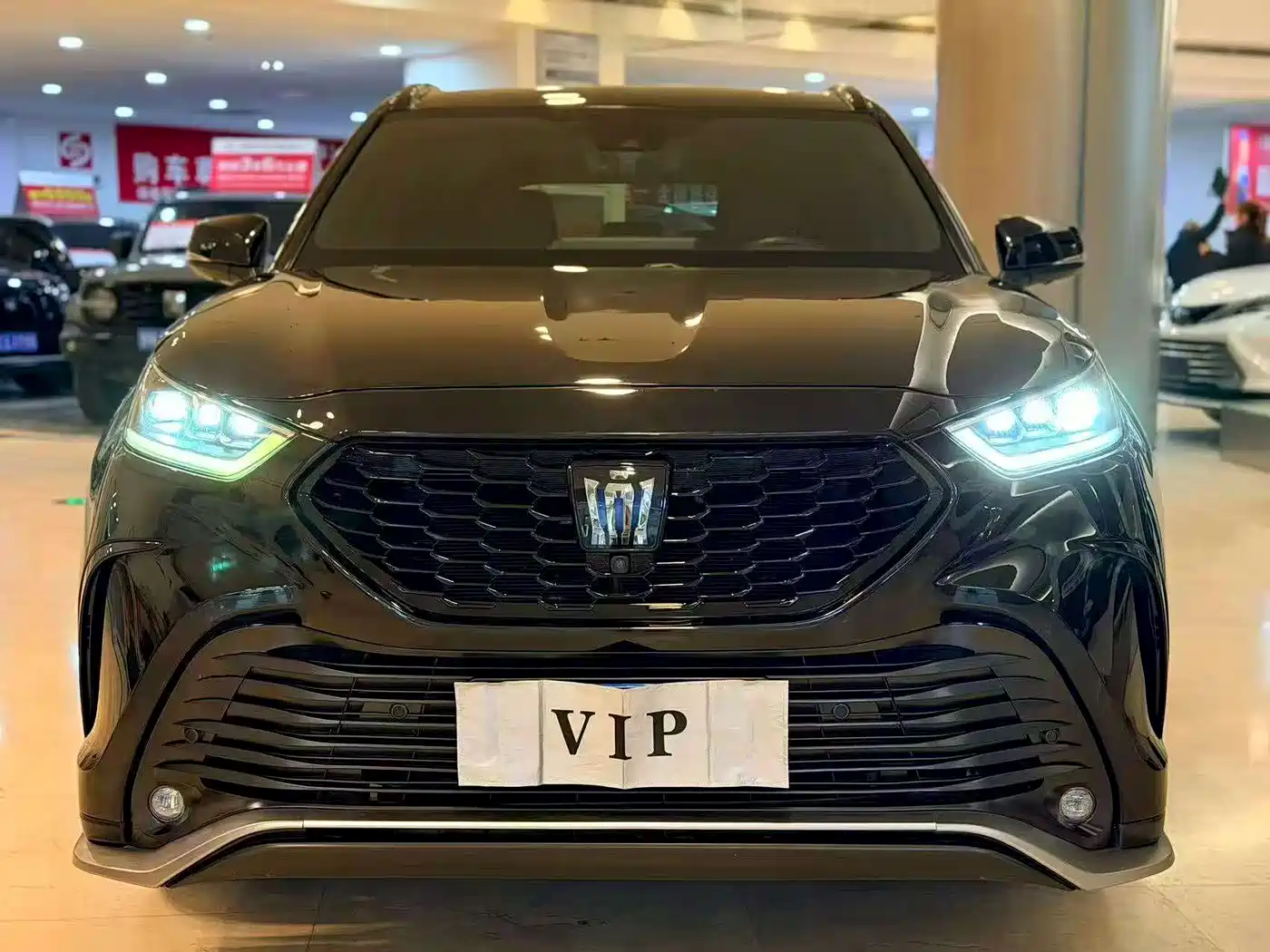 Toyota Crown Kluger 2021 2.5L HEV 4WD Premium фото 2