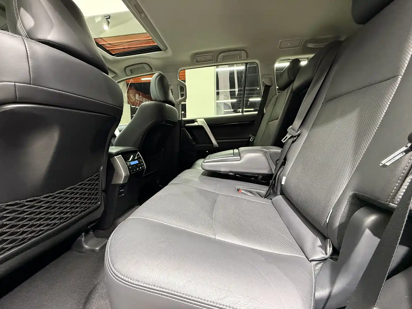 Toyota Prado 2018 3.5L Auto TX-L фото 9