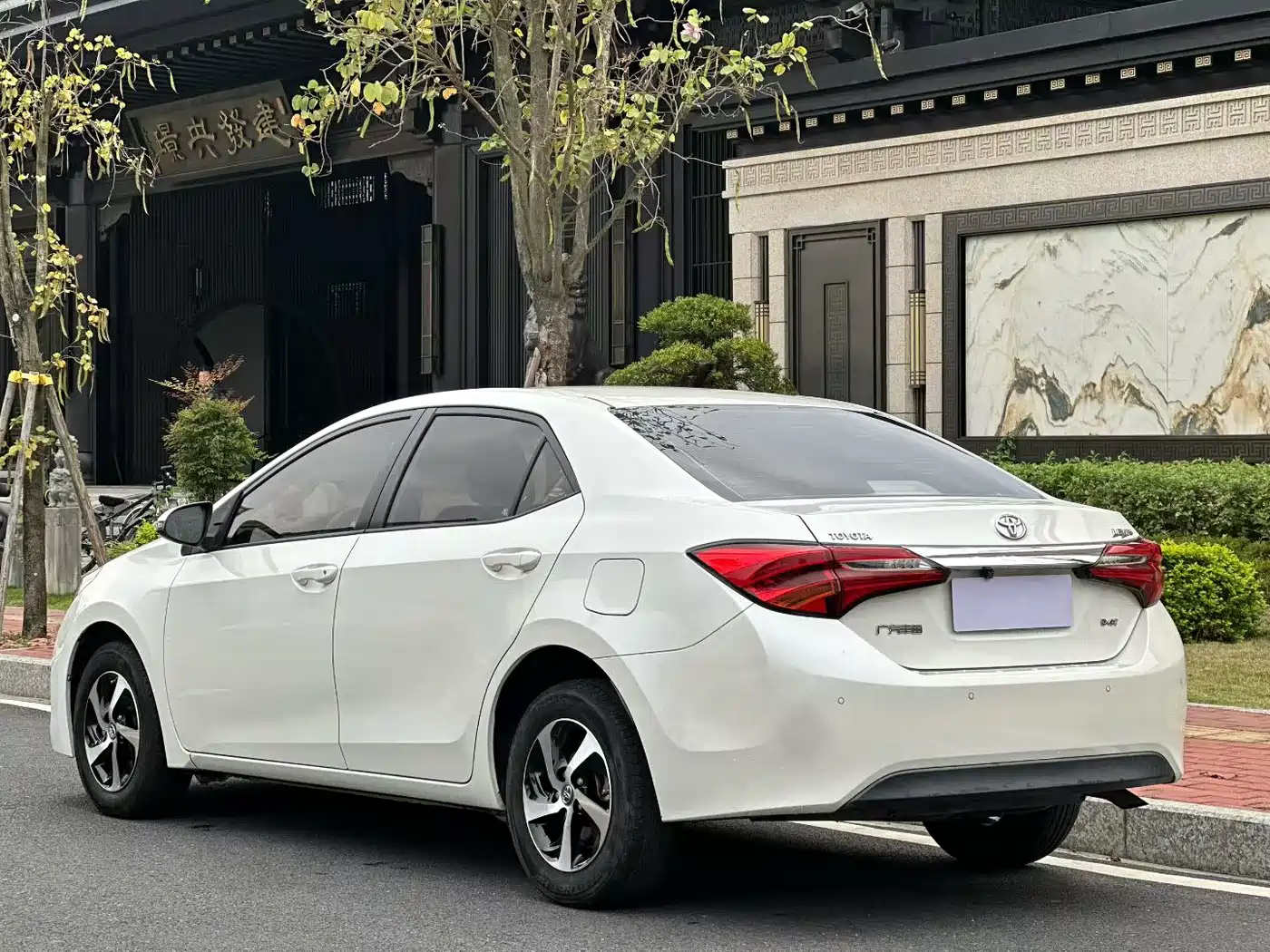 Toyota Levin 2017 Facelift 185T CVT Elite (China V) фото 7