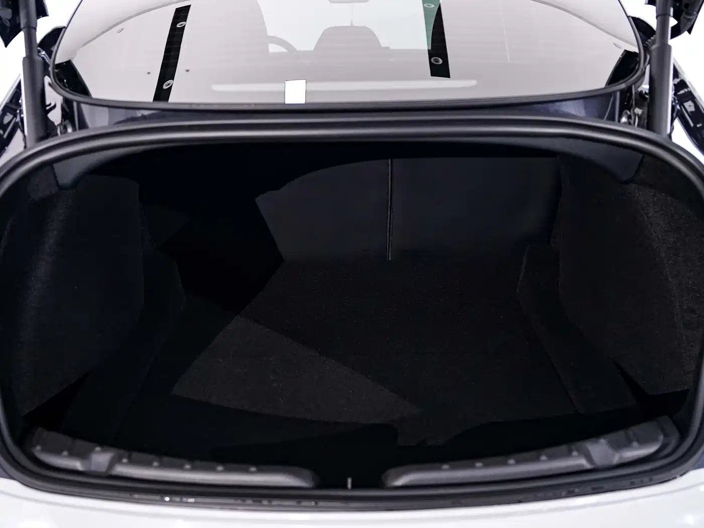 Tesla Model 3 2026 2025 Model Year Facelift Rear-Wheel Drive