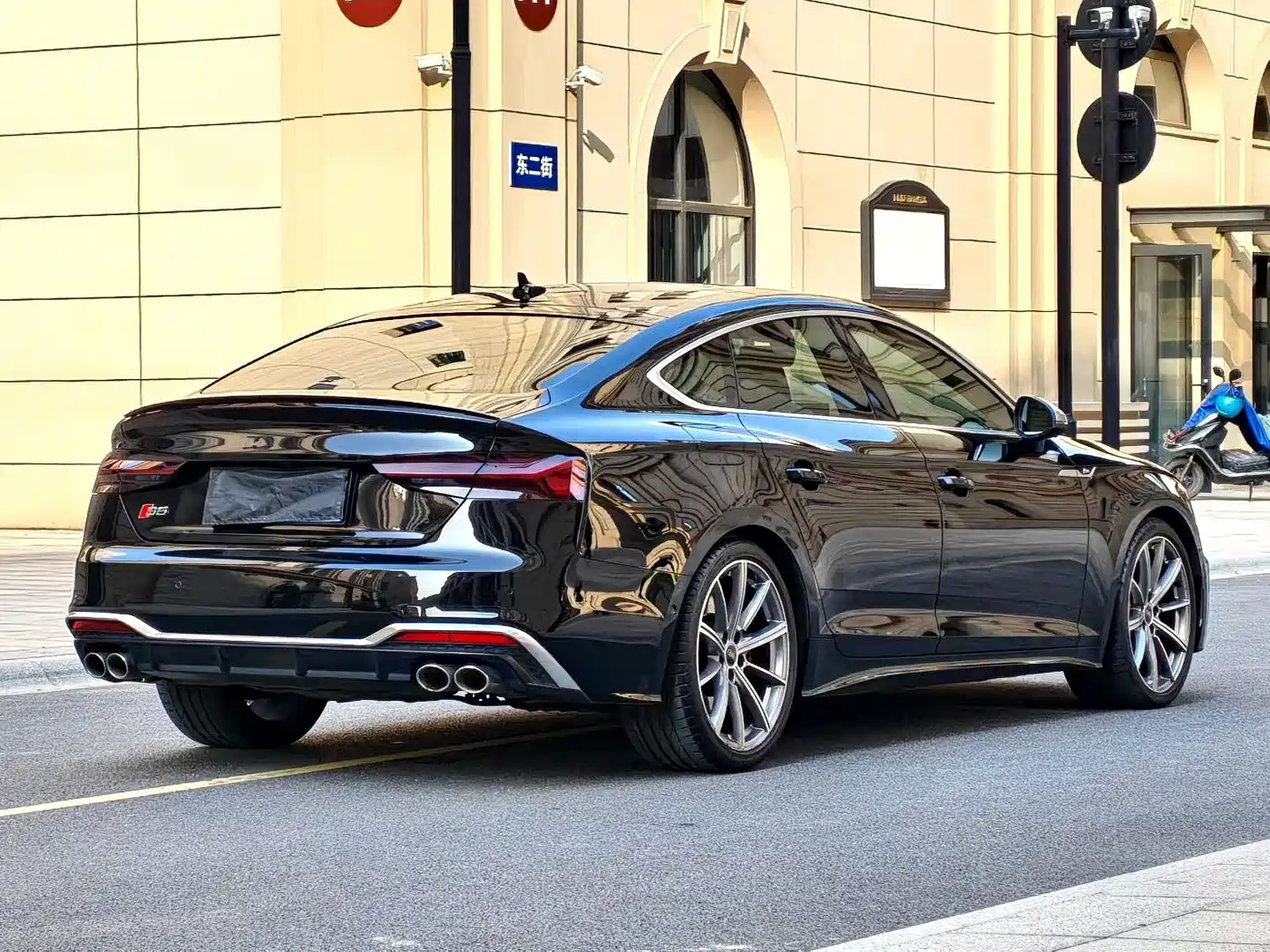 AUDI S5